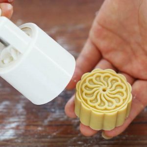Molde Prensa Moon Cake Y 4 Placas Pastel Luna 50g Por Un Kit - vista 2