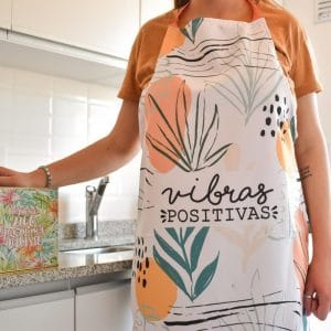 Delantal Cocina Para Mujer Madre Frase Vibras Positivas - vista 2