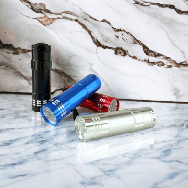 linterna-PhotoRoom linterna-PhotoRoom