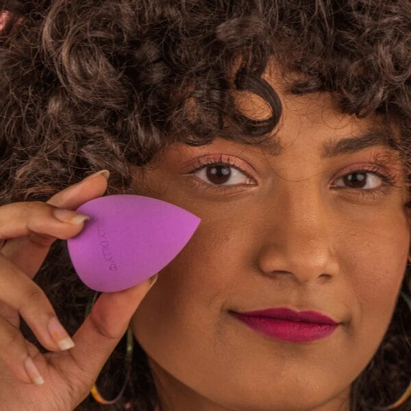 MakeupSpongePurplePuffwithminisize3_1200x MakeupSpongePurplePuffwithminisize3_1200x