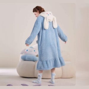 Pijama De Mujer Saco Manta Con Capucha Y Botones Cinnamonroll - vista 2