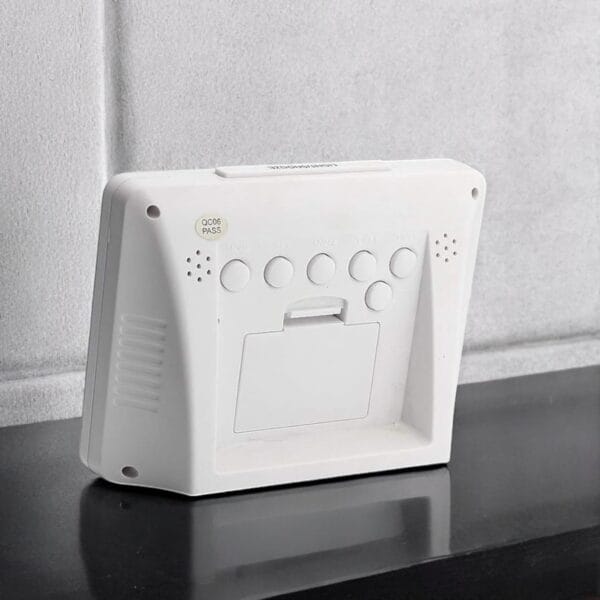 Reloj despertador digital LED multifuncional con espejo HD 2 Reloj despertador digital LED multifuncional con espejo HD 2