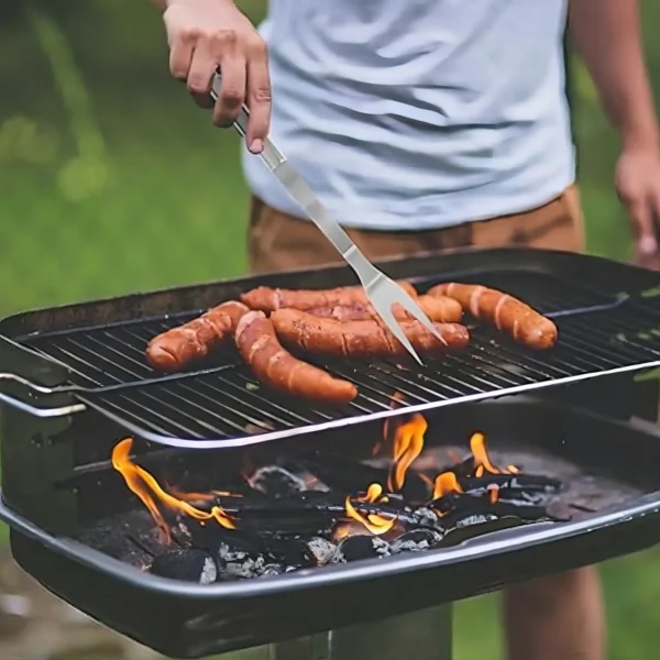 Set Parrillero 4 Piezas de Acero Inoxidable (2) Set Parrillero 4 Piezas de Acero Inoxidable (2)