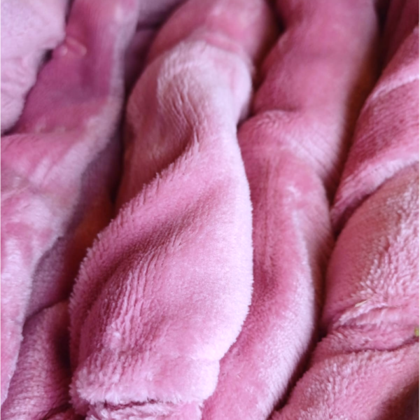 juego-plush-cama-feel-warmth-vogue-homes-4-pieza-3 Juego Plush cama FEEL WARMTH Vogue Homes 4 pieza - Imagen 3