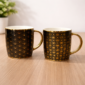 Taza Art Deco Negra y Dorada, Cerámica, Diseño Elegante para Café o Té